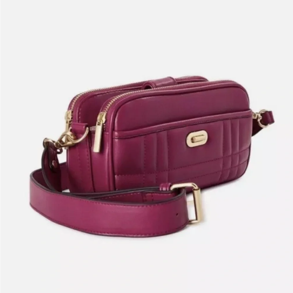 Time and Tru Womens Pink Annamarie Small Crossbody Purse - Picture 2 of 4
